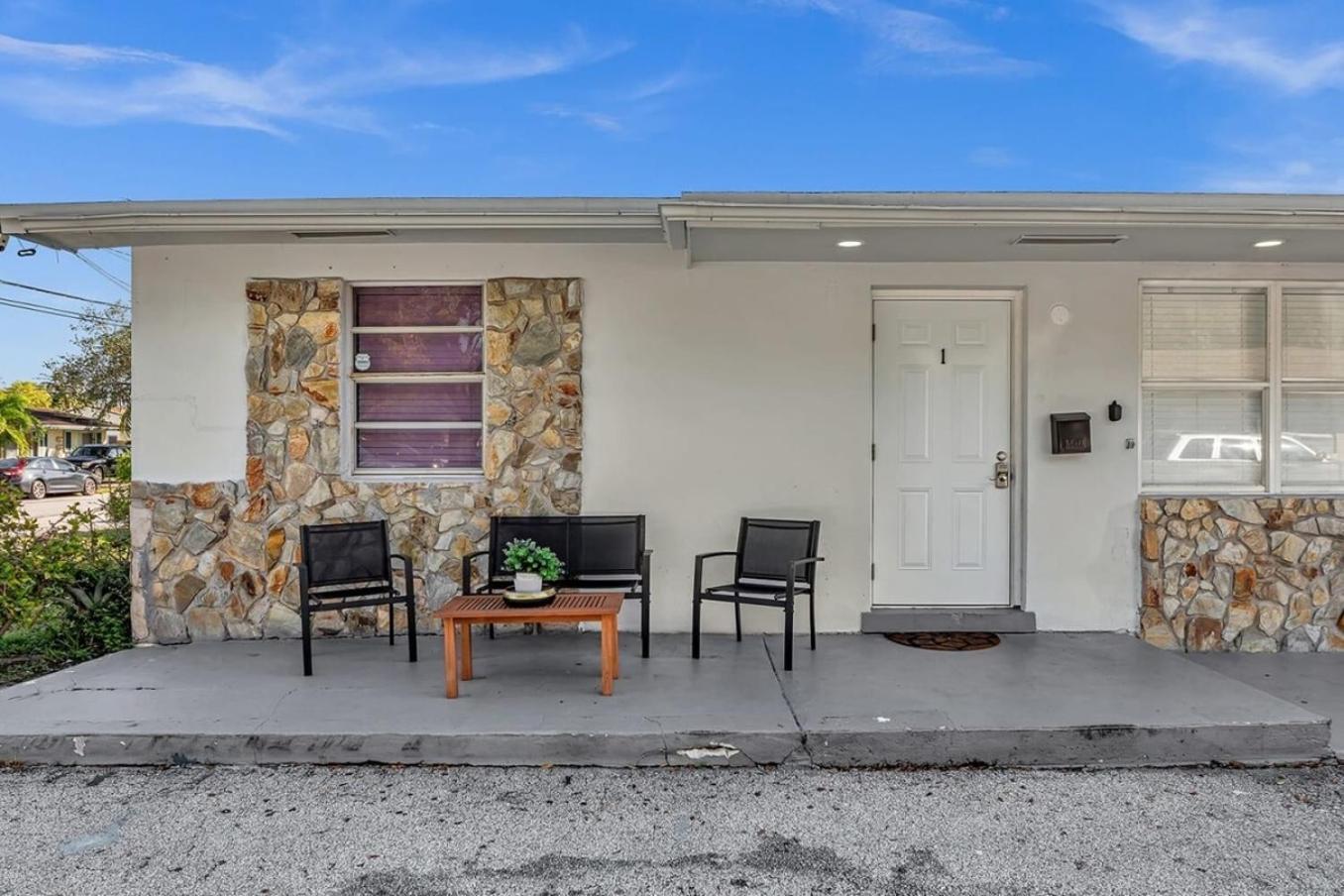 2 Bdrm Modern House Mins From Beach & Casino Hb1 Hallandale Beach Eksteriør billede